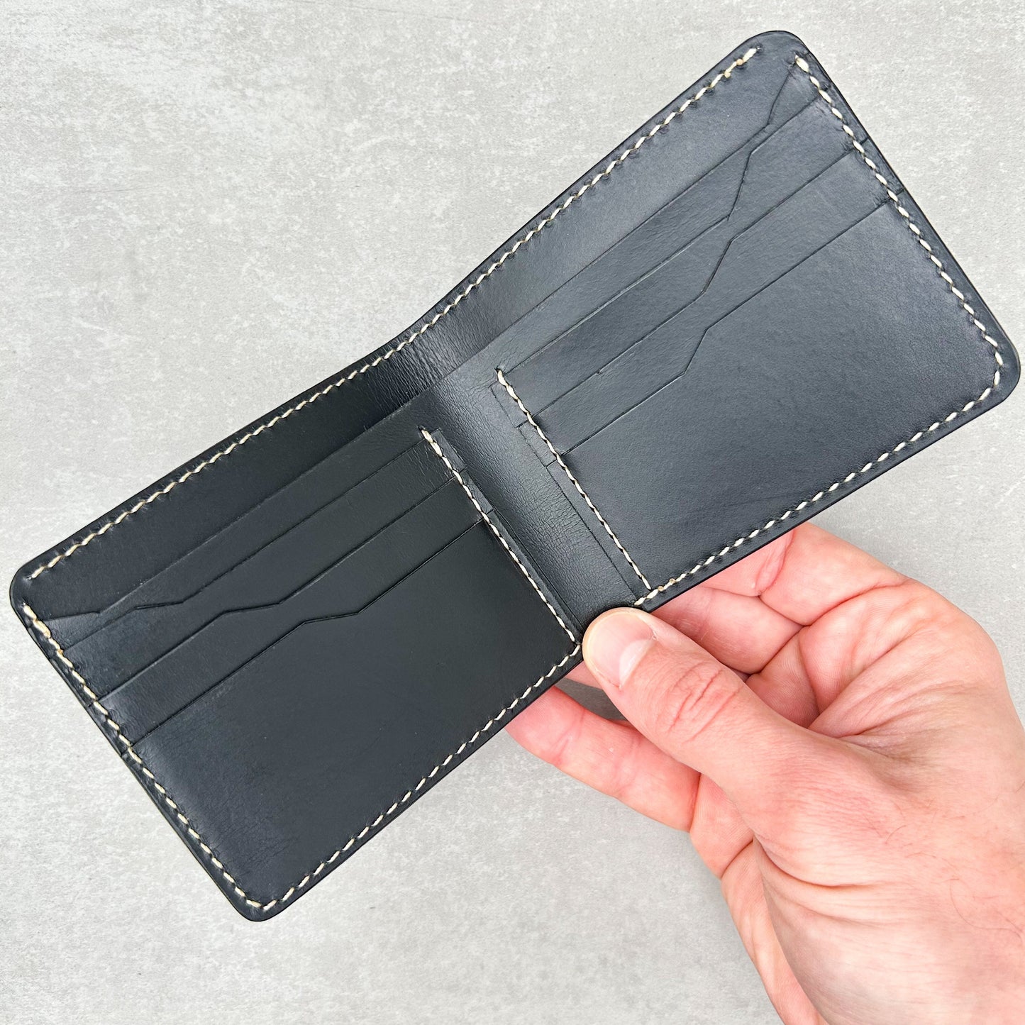 Classic Bifold Wallet - Black
