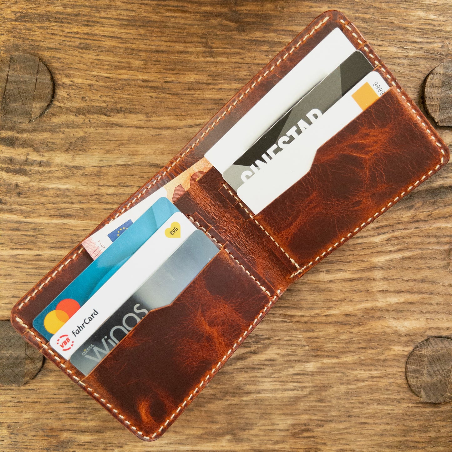 Classic Bifold Wallet - Waxy Brown