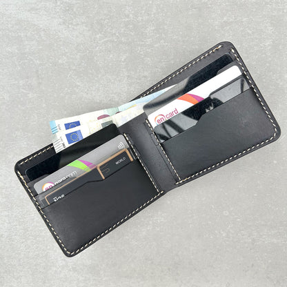 Classic Bifold Wallet - Black